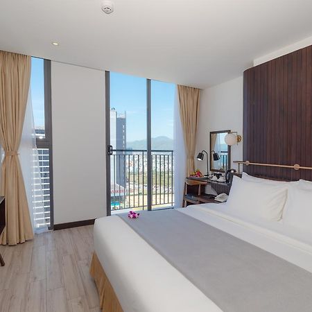 Majestic Premium Hotel Nha Trang Exterior photo