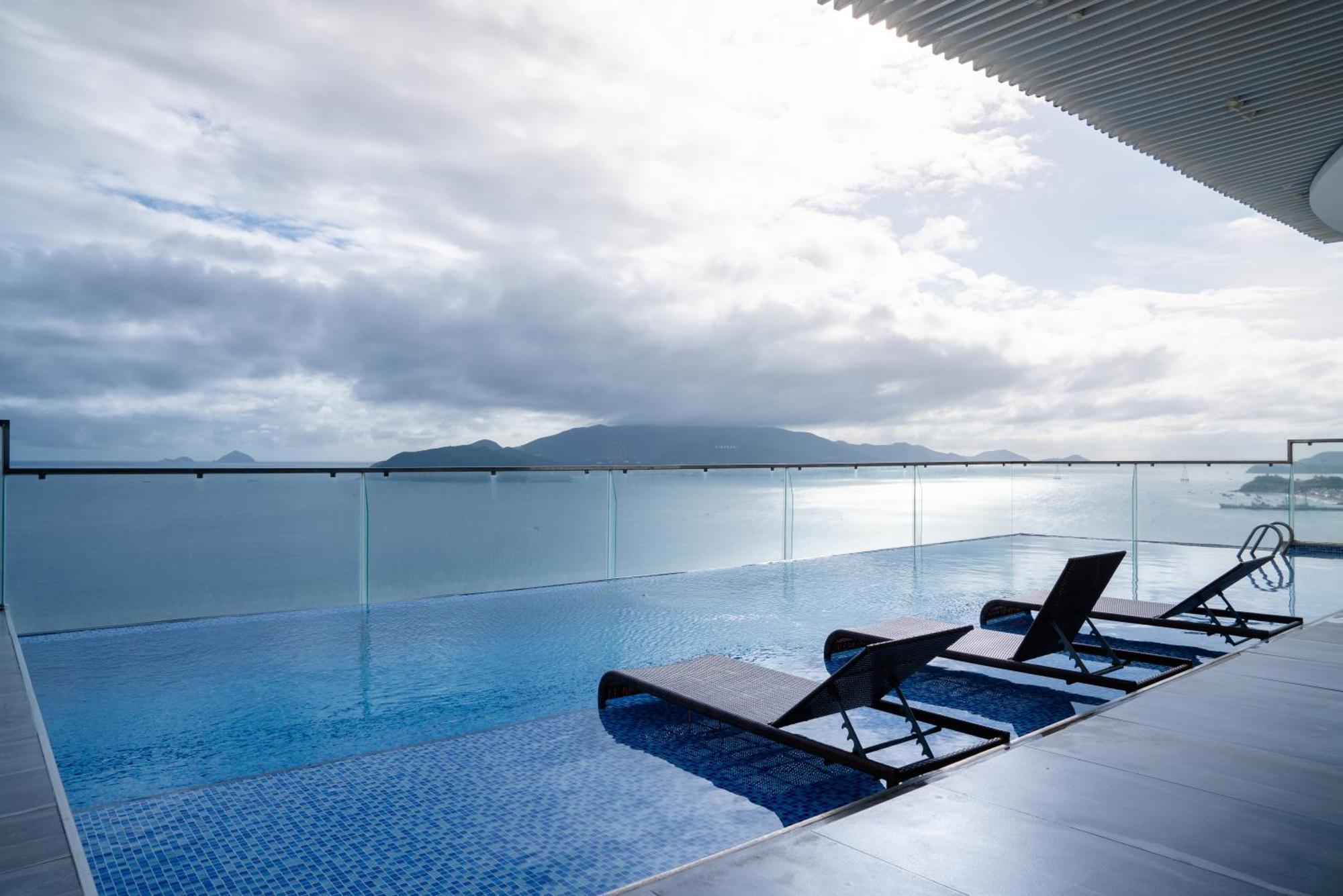 Majestic Premium Hotel Nha Trang Exterior photo