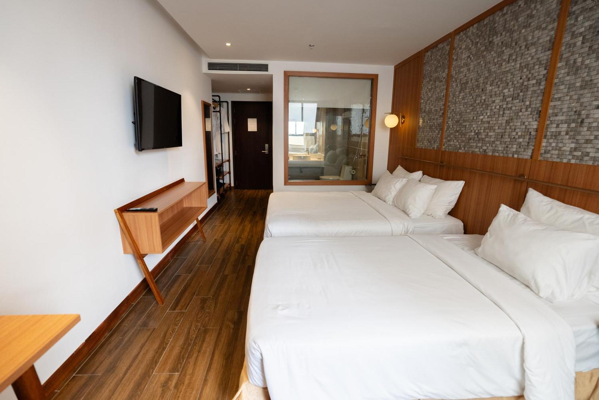 Majestic Premium Hotel Nha Trang Exterior photo