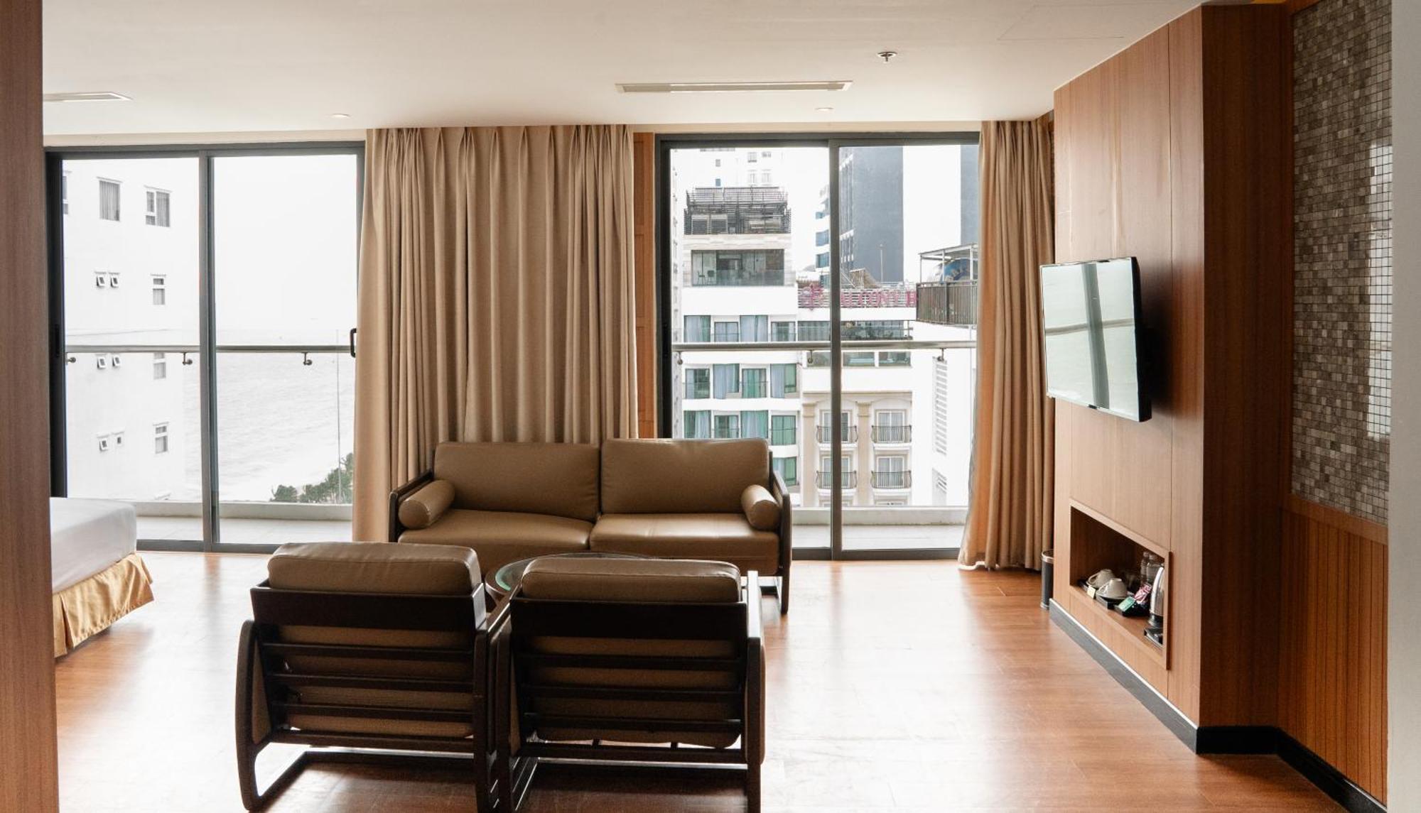 Majestic Premium Hotel Nha Trang Exterior photo