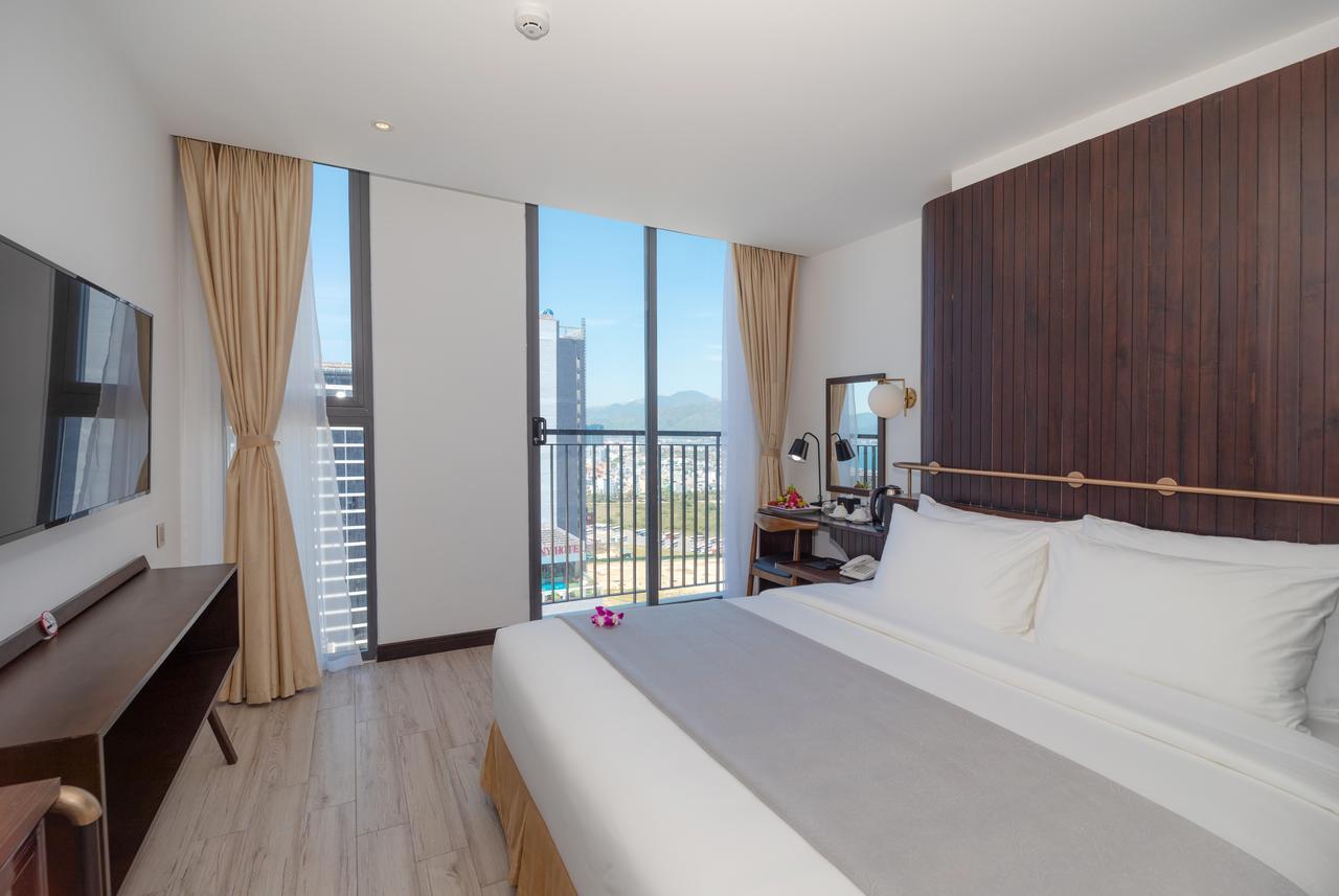 Majestic Premium Hotel Nha Trang Exterior photo