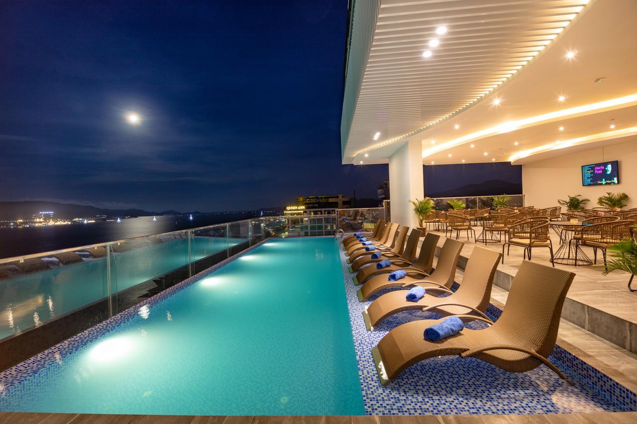Majestic Premium Hotel Nha Trang Exterior photo